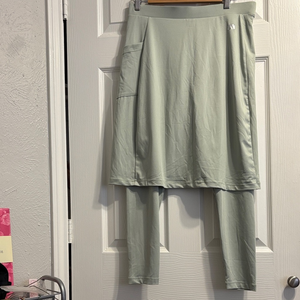SNOGA SKIRT  Women's Green Skirt with Leggings